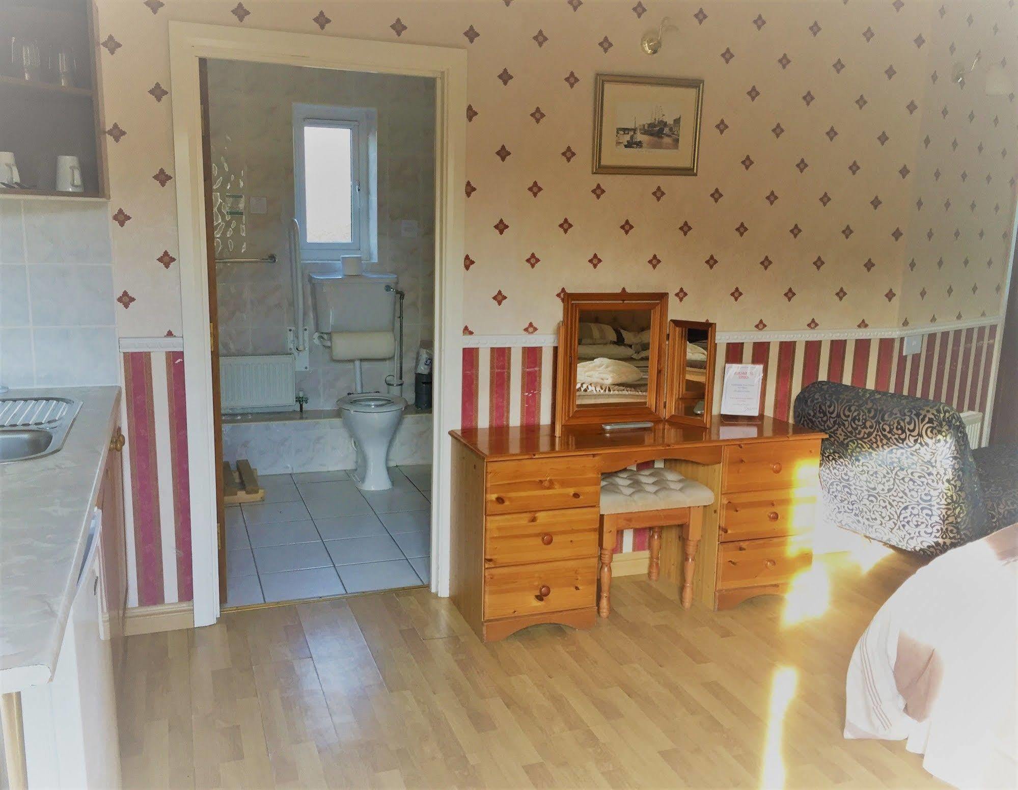 Halfway House Inn Country Lodge Yeovil Zewnętrze zdjęcie
